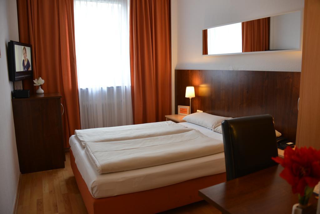 Italia 3* Munich
