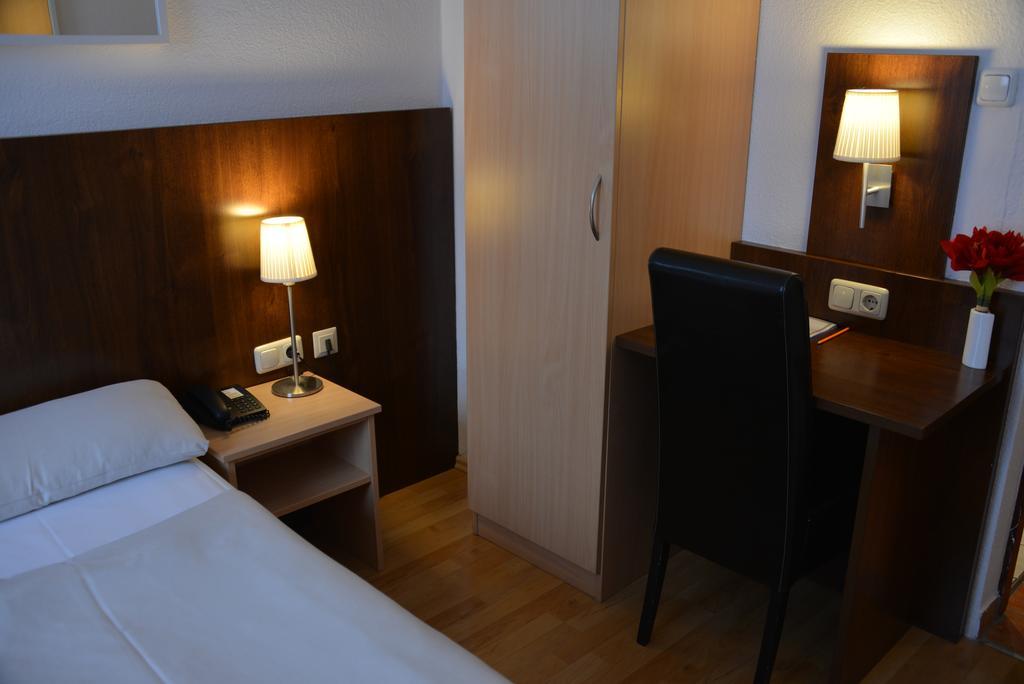 Italia Hotel 3*
