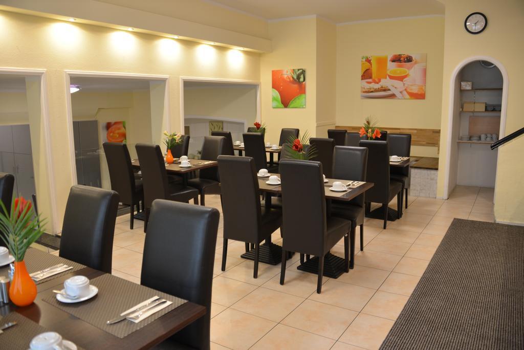 Italia Hotel 3*